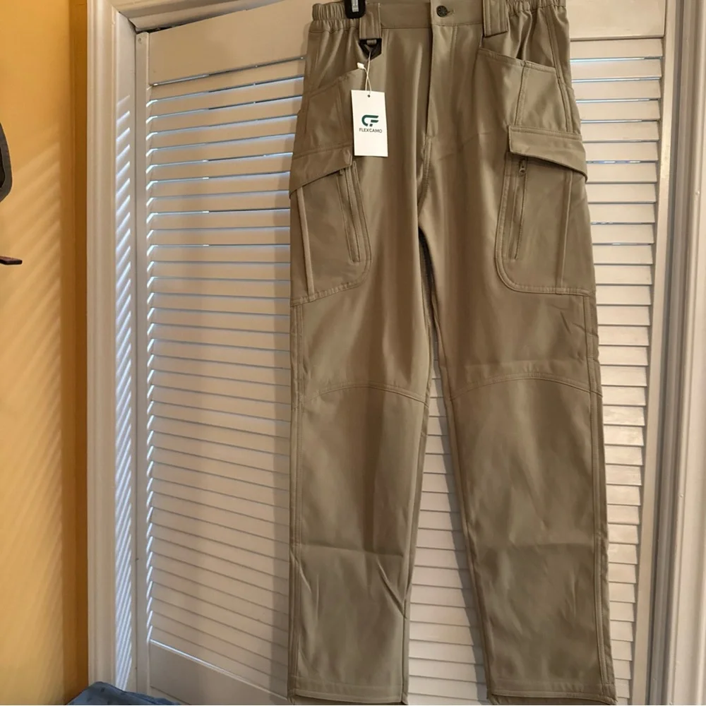 Flexcamo Men's Utility Cargo Pants in Khaki